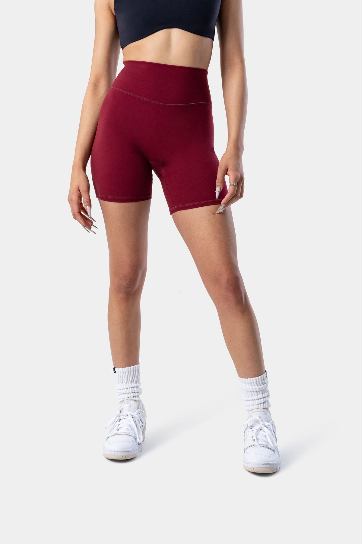 Serenity Shorts 6" - Ruby Wine