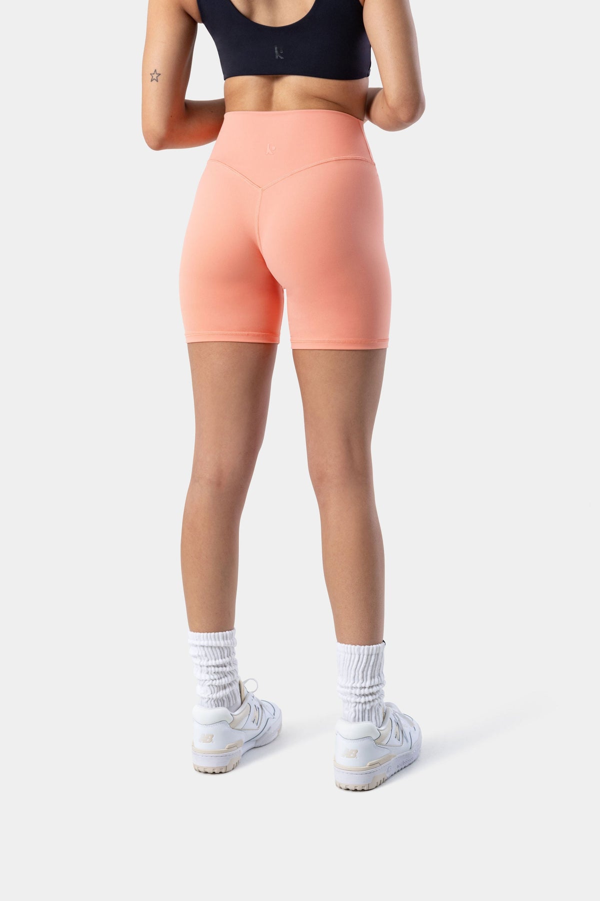 Serenity Shorts 6" - Lobster Bisque