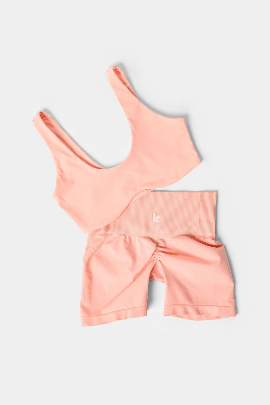 Eos Seamless Scrunch Shorts - Peach Bud