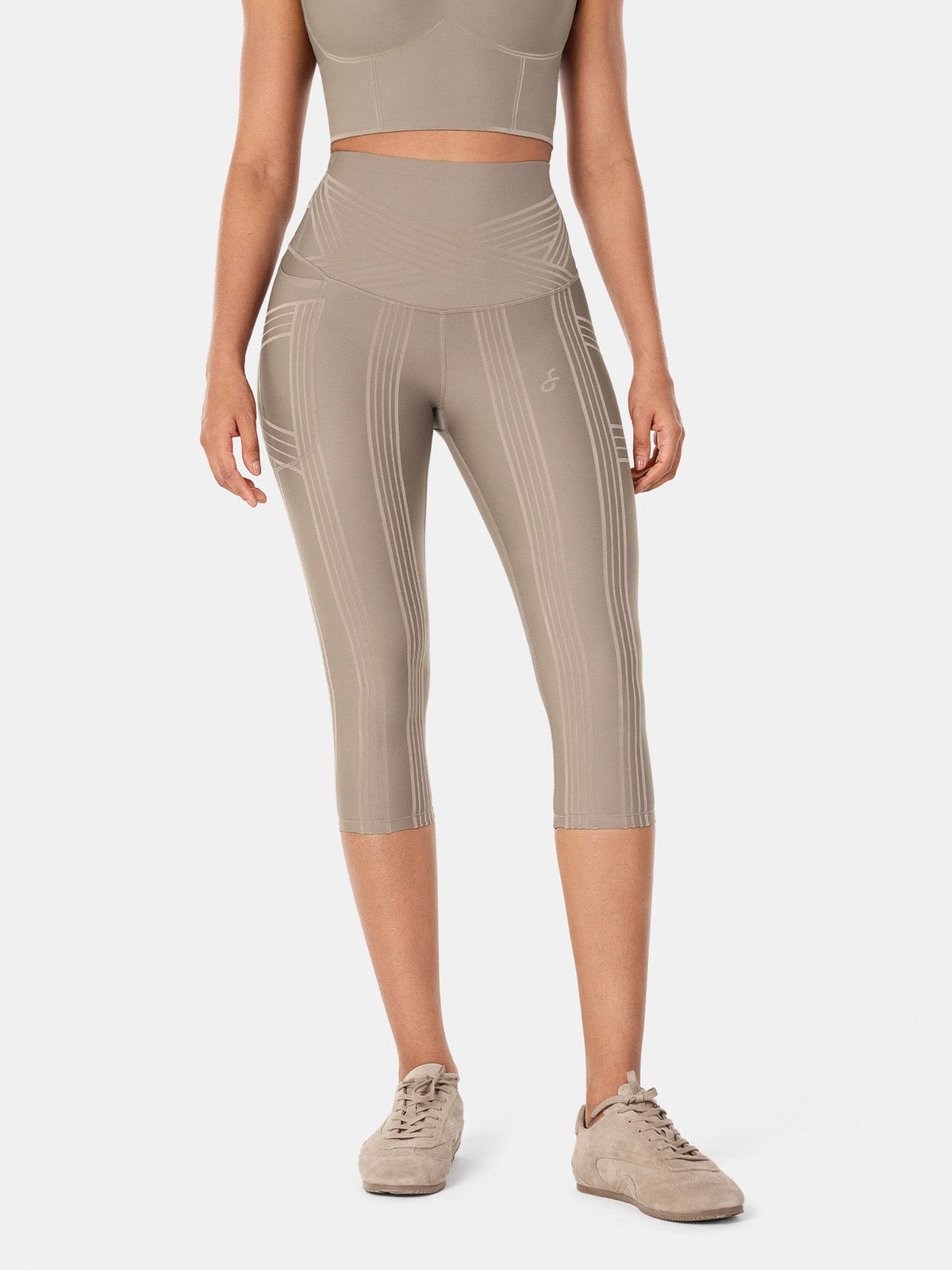 Resistance Capri Leggings (Reversible Wear)